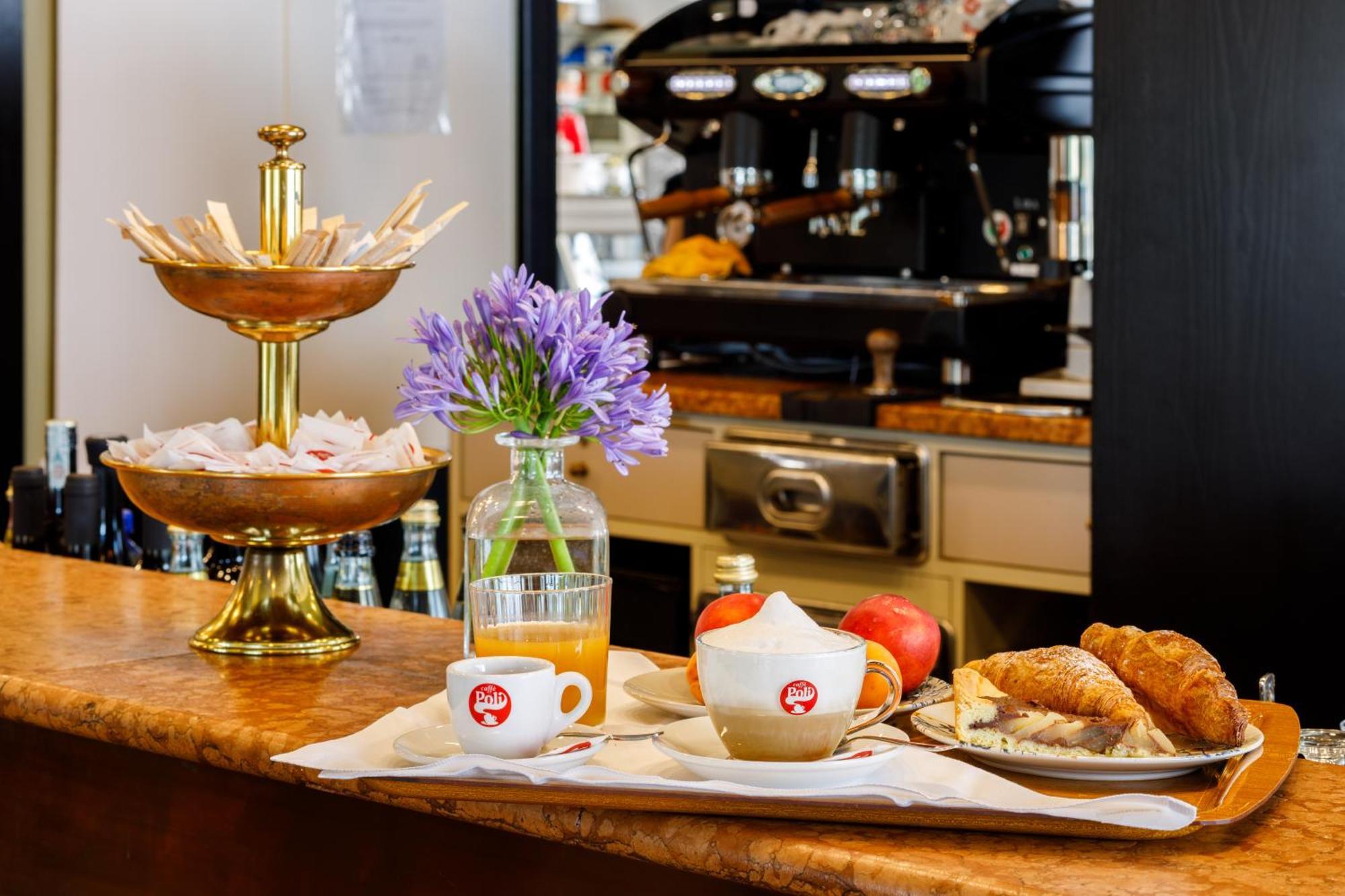 Hotel Classicano Равенна Экстерьер фото