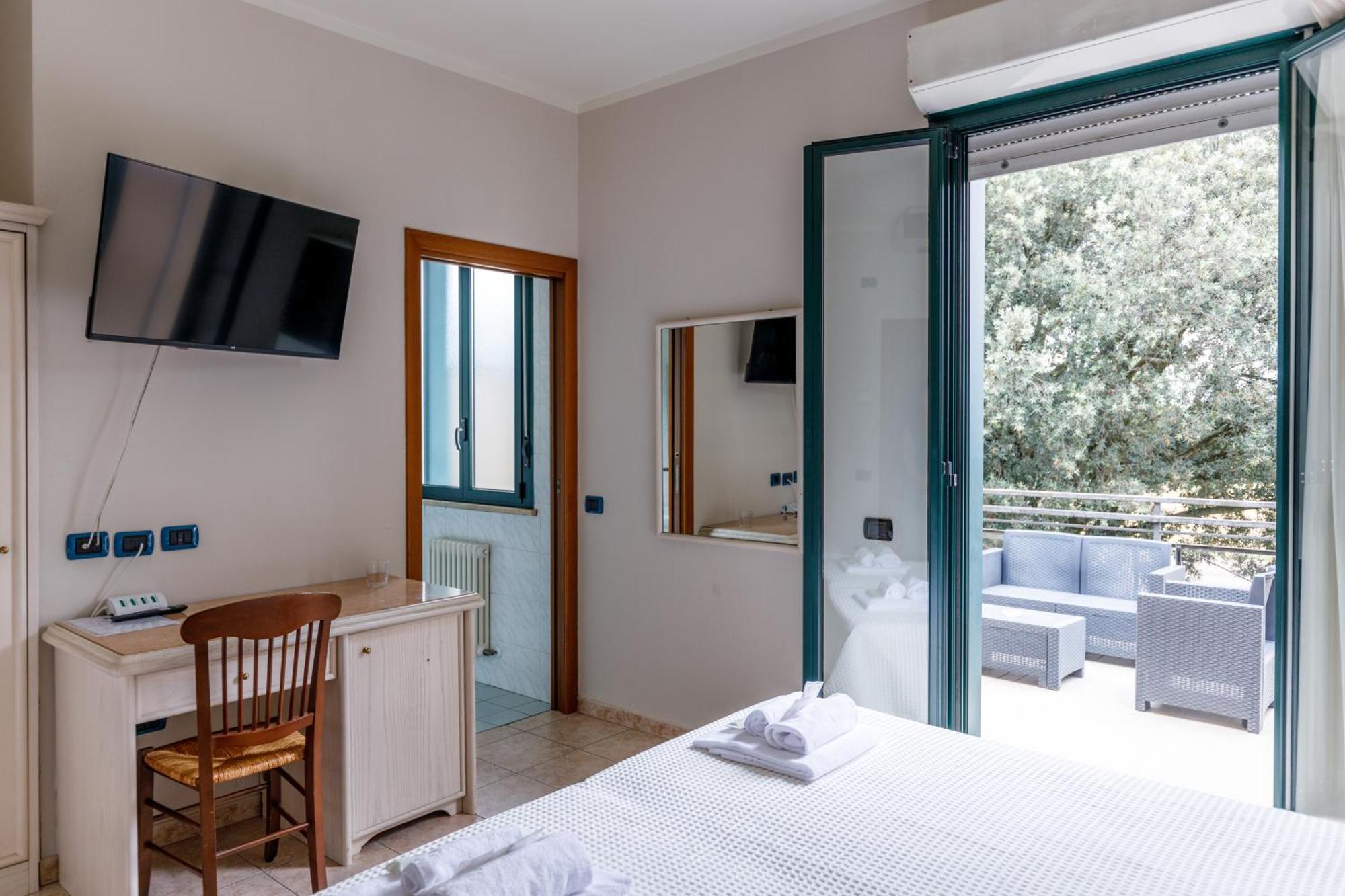 Hotel Classicano Равенна Экстерьер фото
